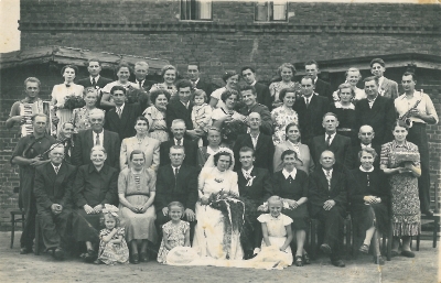 Ślub Marii Mieszkały z Chocieszewic. 1956 rok.  Postaci do identyfikacji_1