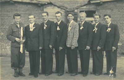 Ślub Marii Mieszkały z Chocieszewic. 1956 rok.  Postaci do identyfikacji_2